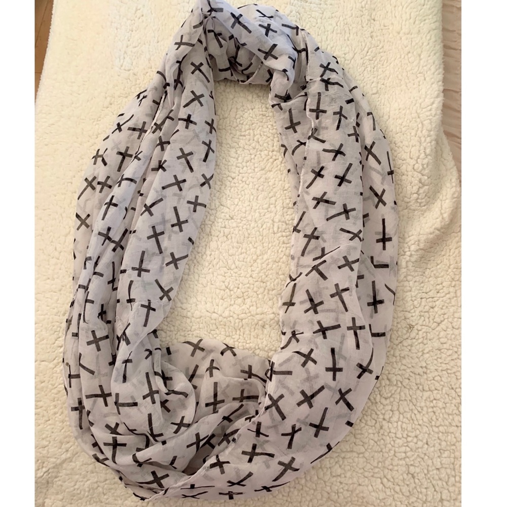 Infinity scarf